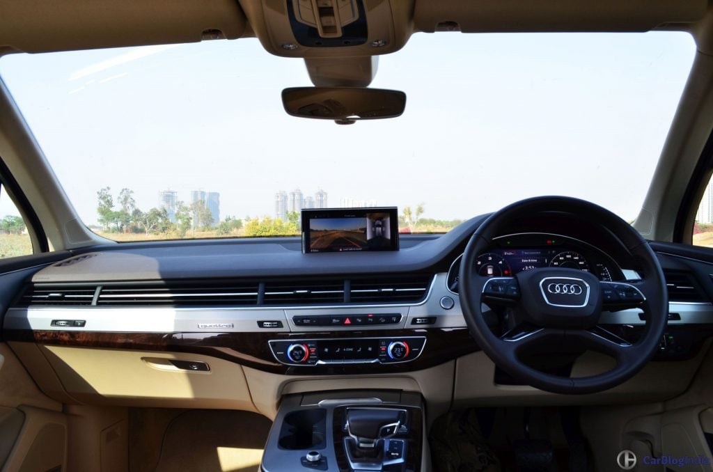 2016 Audi Q7 test Drive review dashboard