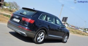 2016 Audi Q7 test drive review rear (1)