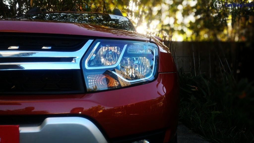 new 2016 Renault Duster Automatic Test Drive Review headlamp