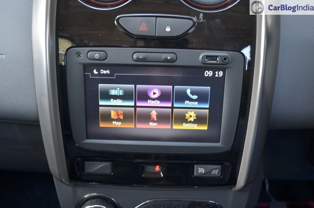 mahindra tuv300 vs renault duster duster touchscreen