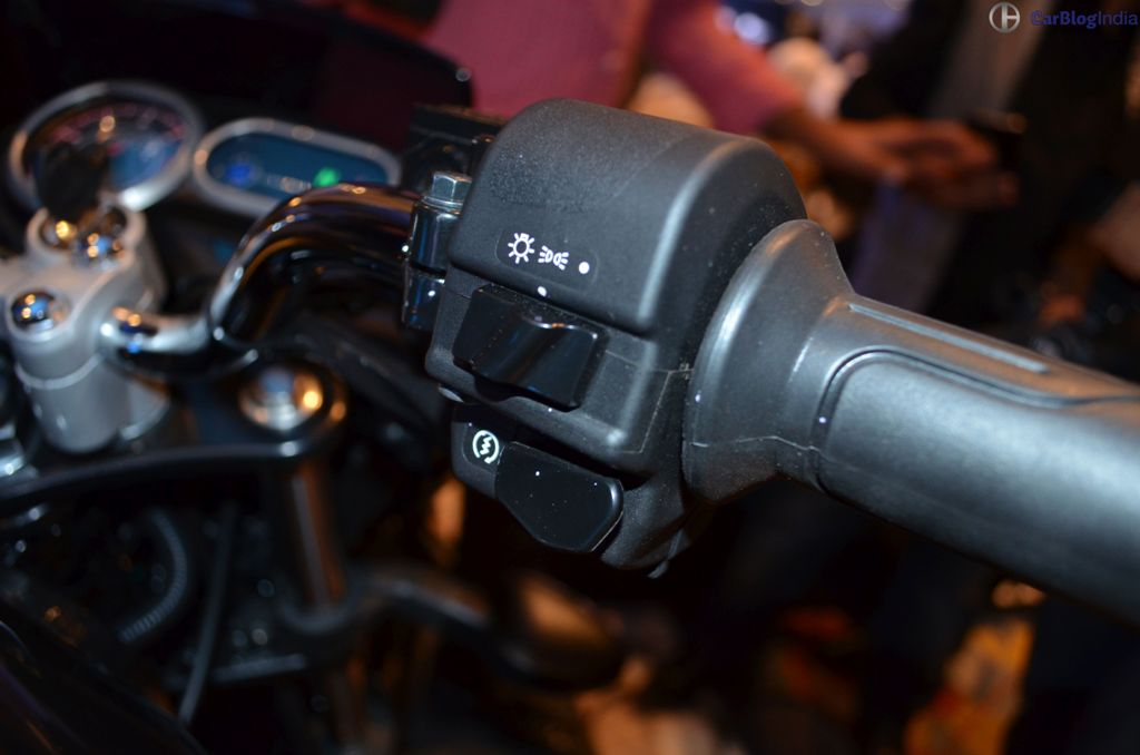 bajaj v15 self start motor price