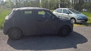 2017-Maruti-Suzuki-Swift-rear-angle-spy-images-France-2