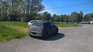 2017-Maruti-Suzuki-Swift-rear-angle-spy-images-France