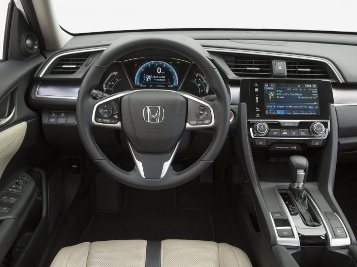 New Honda Civic India launch in April, 2017. 2016 Civic Interior Steering Wheel Image-2