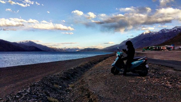 2016 TVS Scooty Zest 110 rider Anam Hashim rides to Khardung La