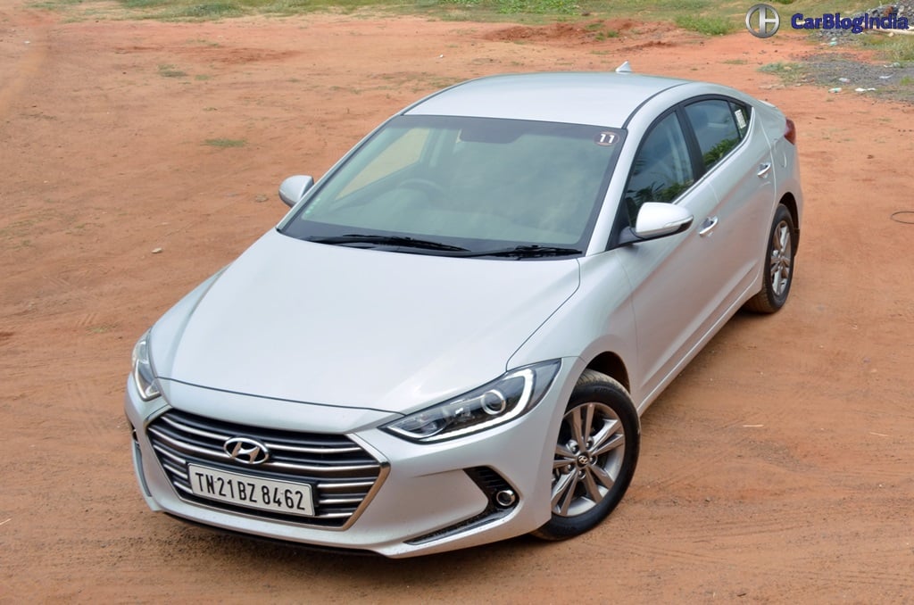 2016-hyundai-elantra-test-drive-review-images- (10)