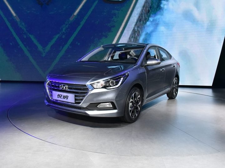 New Hyundai Verna 2017 front three quarter silver image