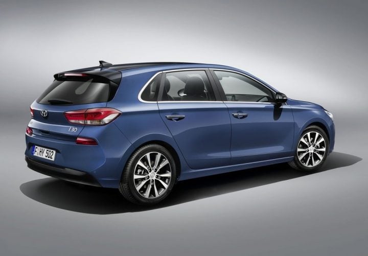 2017 Hyundai i30 India Price, Launch Date, Mileage, Specification 2017-hyundai-i30-official-images-rear-angle