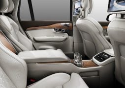volvo-xc-90-t8-hybrid-official-image-rear-interior