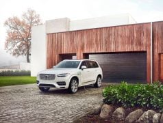 volvo-xc-90-t8-hybrid-official-image-exterior