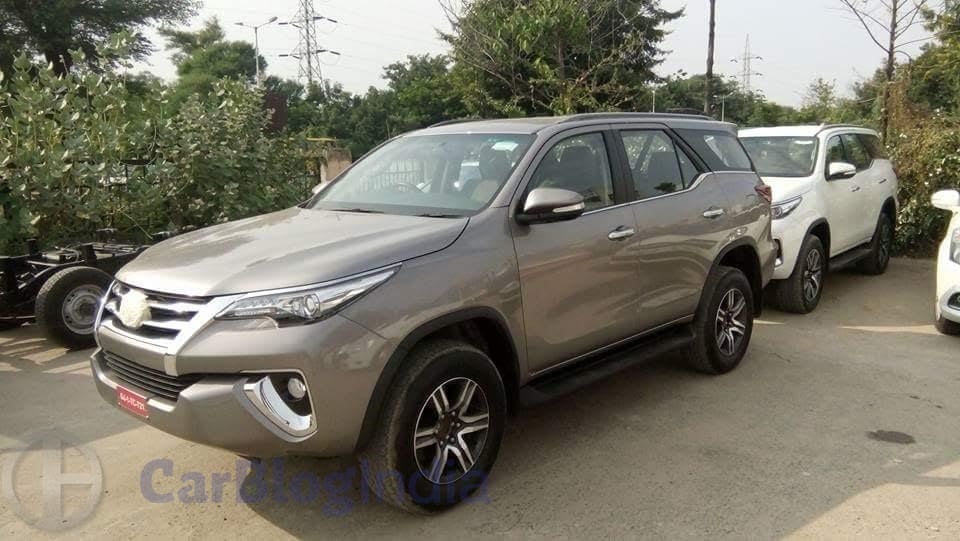 New Toyota Fortuner 2016 India Price in India, Specifications, Mileage ...