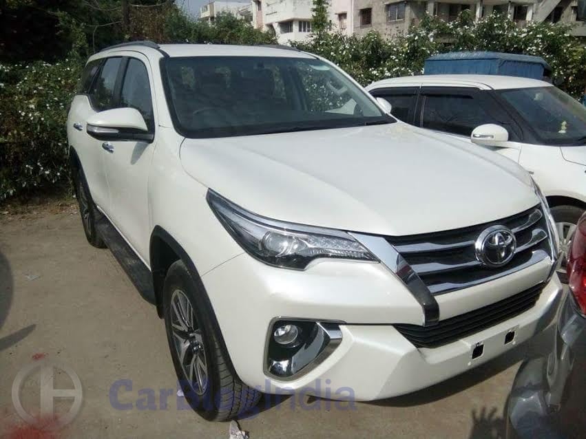 New Toyota Fortuner 2016 India Price in India, Specifications, Mileage ...