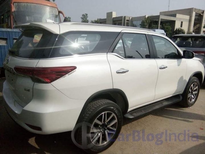 New 2016 Toyota Fortuner India Launch, Price, Release Date 2016-toyota-fortuner-india-spy-shots-rear-side