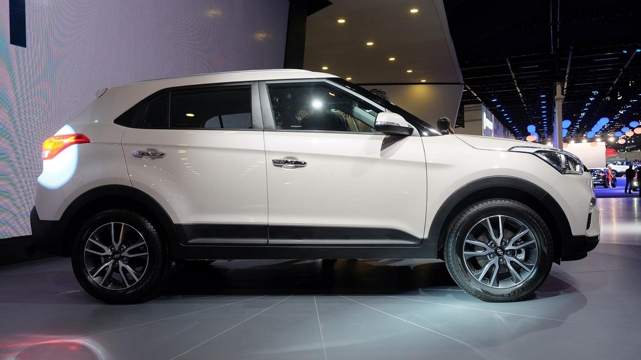2017 hyundai creta facelift images side - CarBlogIndia