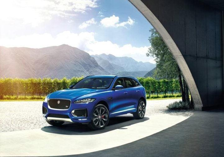 Jaguar F Pace India Launch October 20; Price Rs 68.40 lakhs 2017-jaguar-f-pace-india-official-images-12