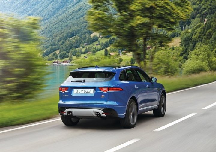 Jaguar F Pace India Launch October 20; Price Rs 68.40 lakhs 2017-jaguar-f-pace-india-official-images-8