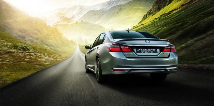 New Honda Accord 2016 India Price- 37 lakh >> Specs, Mileage, Interior honda-accord-hybrid-official-image-rear