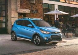 2017-chevrolet-spark-beat-activ-usa-front