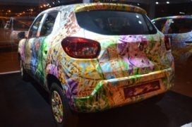 renault-kwid-art-car-images-3