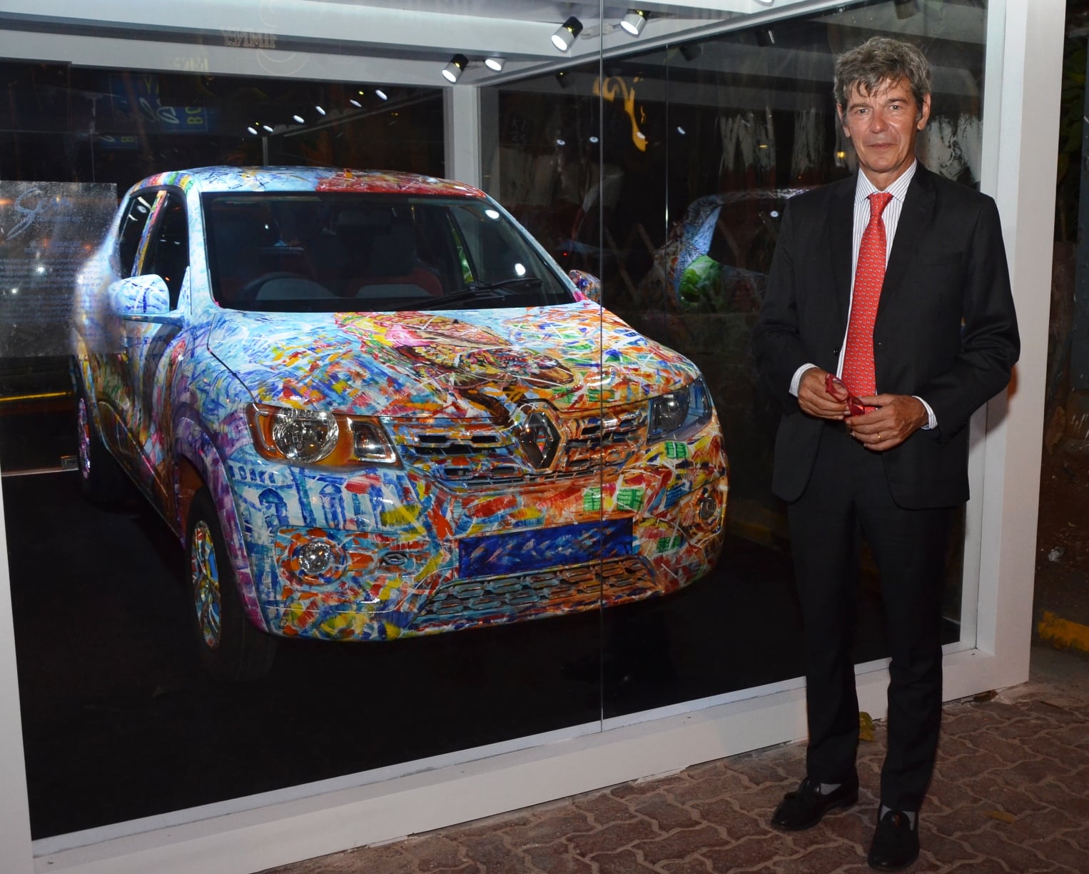 renault kwid art car images-4