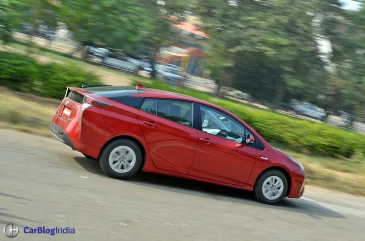 New Toyota Prius Test Drive Review India, Ride, handling, specifications new-toyota-prius-test-drive-review-india-5