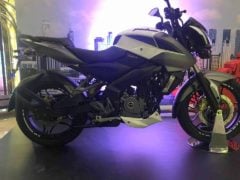 Bajaj-Pulsar-200NS-FI-Images-Side-Profile-White-Black-1