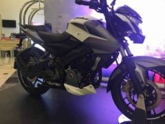 Bajaj-Pulsar-200NS-FI-Images-Side-Profile-White-Black-2