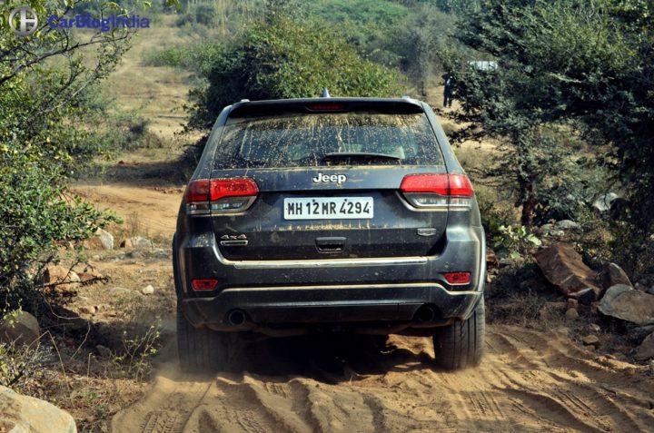 jeep-grand-cherokee-camp-jeep-rear-end