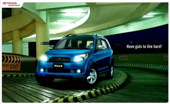 Upcoming Cars under 10 Lakhs - Toyota Rush