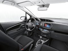 toyota-yaris-india-images-interior