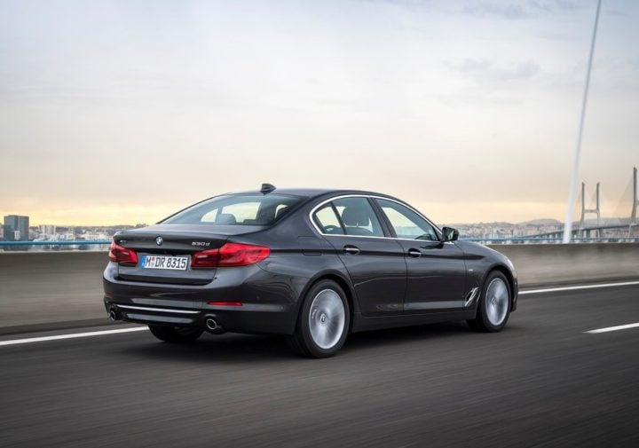 2017 bmw 5 series india official image rear angle