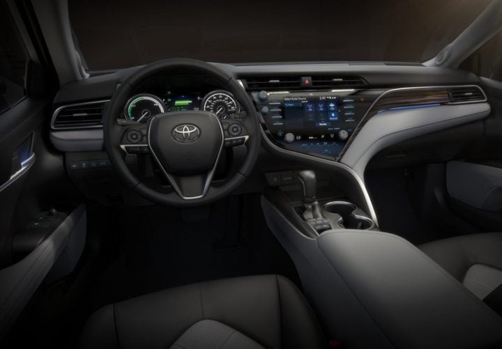 2018 toyota camry interiors official image