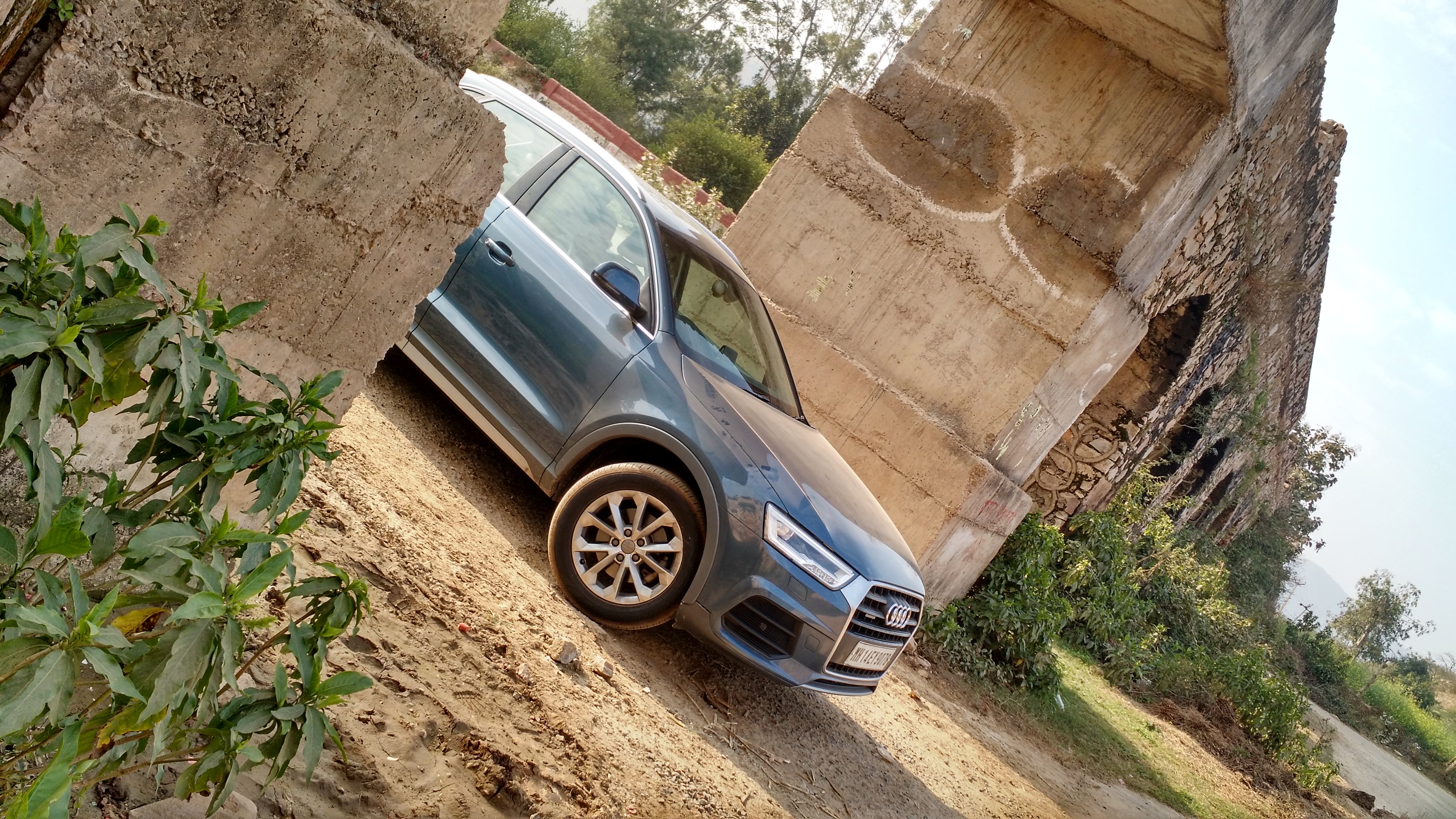 audi q3 travalogue