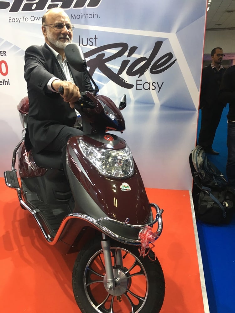 flash scooty price