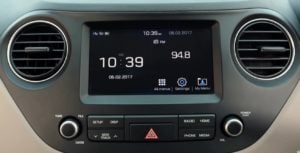 new-2017-hyundai-grand-i10-centre-console