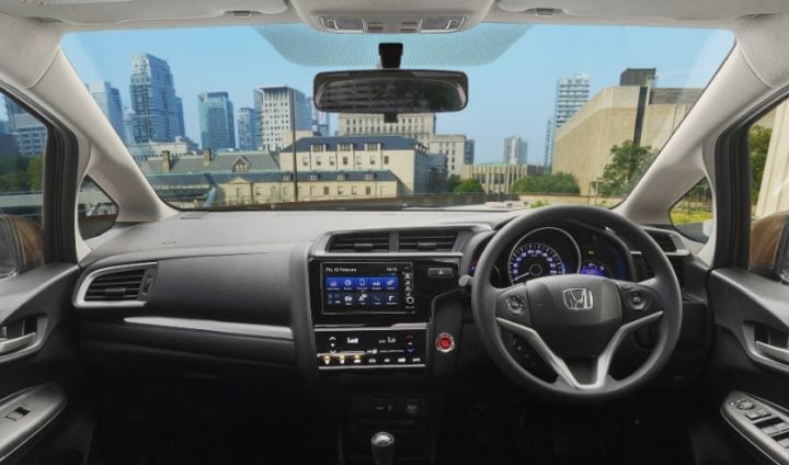 Tata Nexon vs Honda WRV - Honda WRV interior