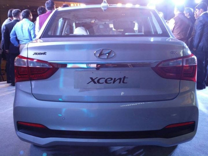 new look 2017 hyundai xcent facelift images rear