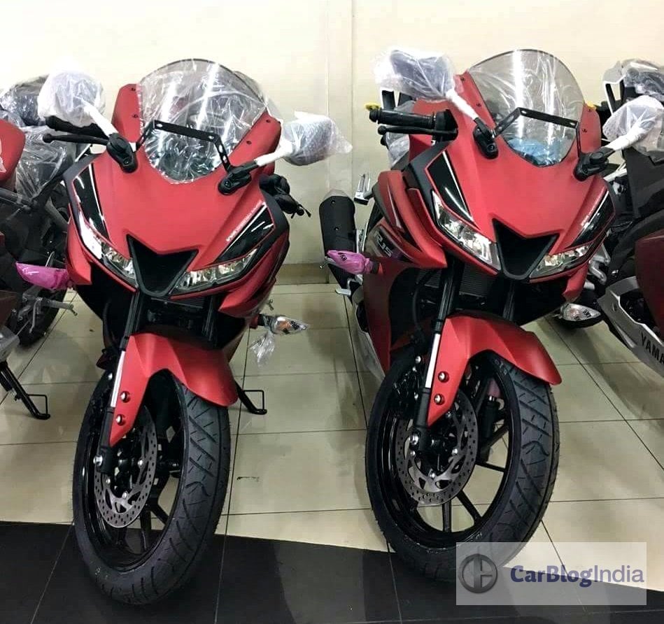 Yamaha r15 v3 best sale price and mileage