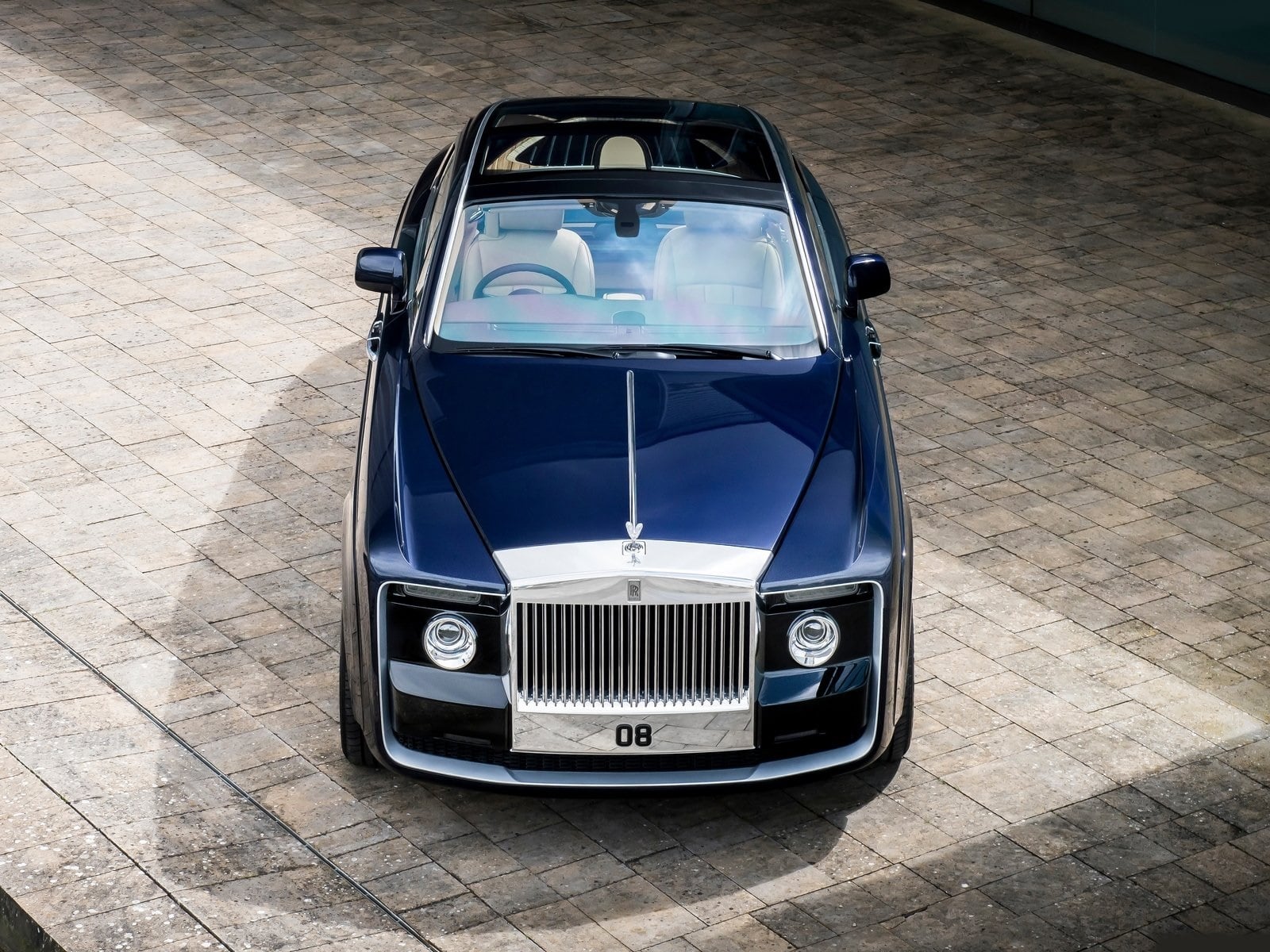 Rolls Royce Sweptail images front
