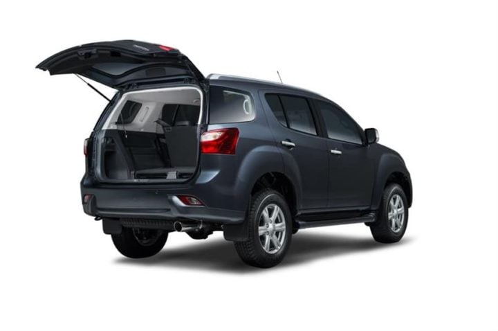 isuzu mu x india images rear angle boot space