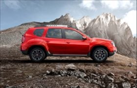 renault duster petrol automatic side