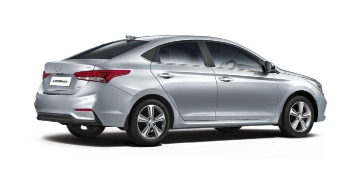 new look hyundai verna images rear angle