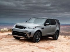 2017 land rover discovery images