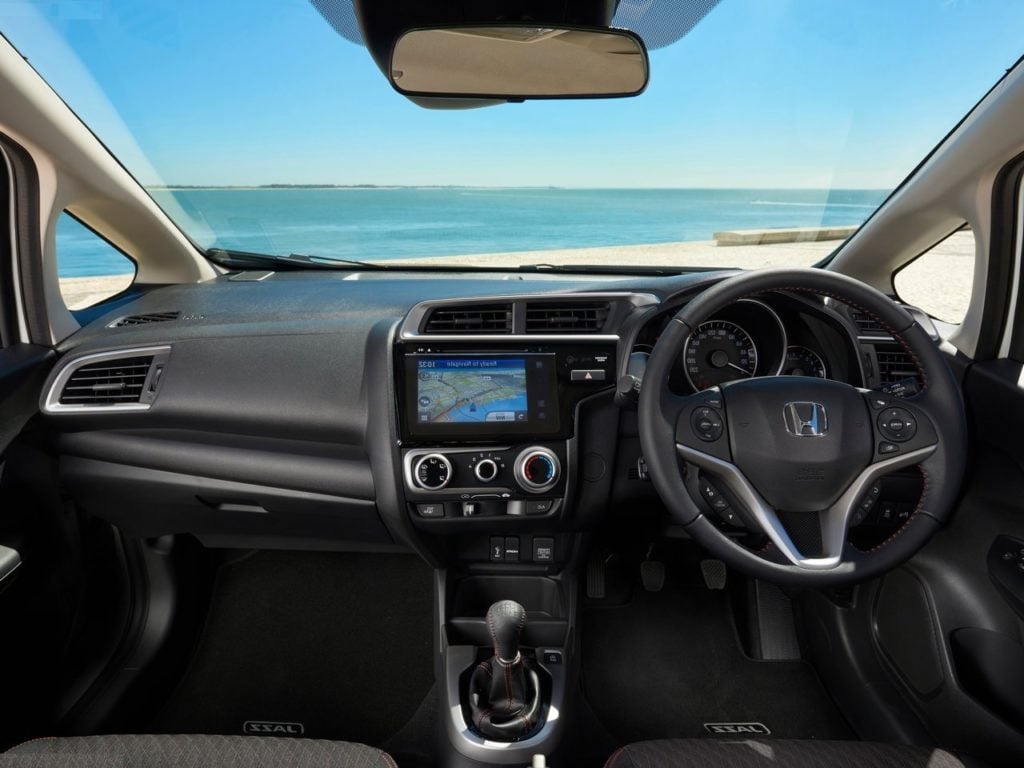 2018hondajazzfaceliftimagesinteriordashboard1 CarBlogIndia