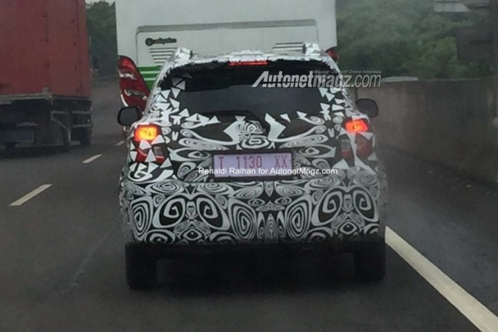 Datsun GO Cross spied rear