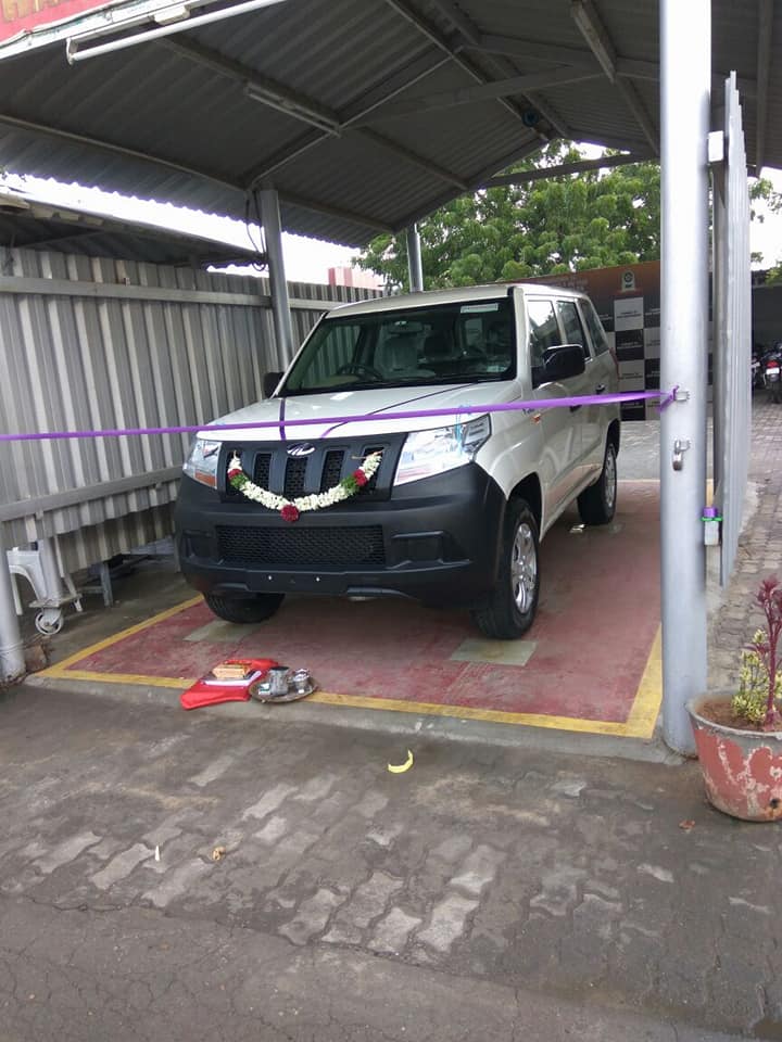 Mahindra TUV 300 Plus delivered front