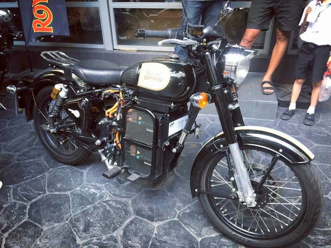 Royal Enfield Classic Electric Thailand Side Angle Images