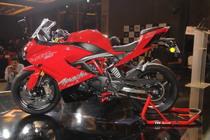 TVS-Apache-RR-310-launch-side