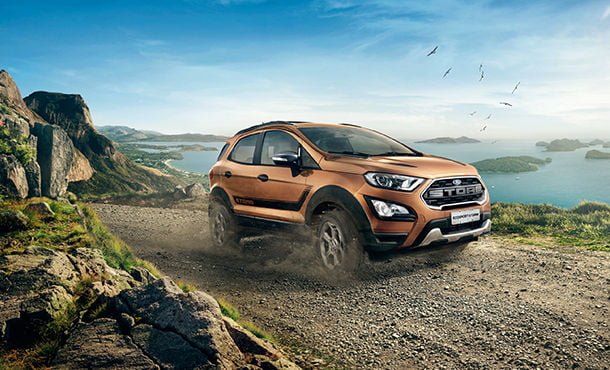 Ford EcoSport Storm front three angle images