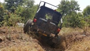 modified mahindra thar with six wheels images